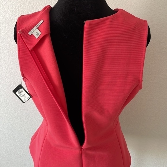 NWT Halogen Coral Zipper Back Sleeveless Peplum Top 0048 - Picture 8 of 10